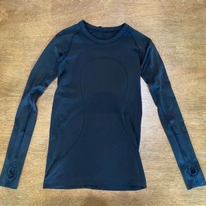 Black swift stride long sleeve